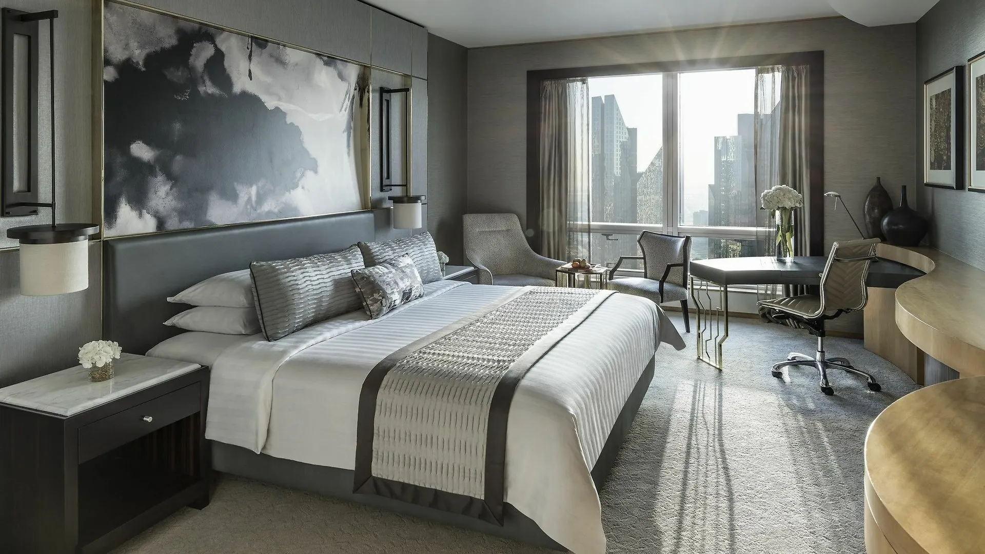 Shangri-La Apartments Dubai 5*,